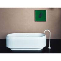 lariana-bathtub