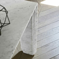 Pianca-tavolo-Corinto-3-table-forma-design