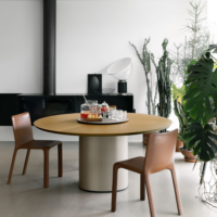 Kristalia Table Holo-Pillar-3