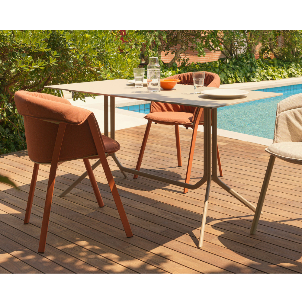 Kristalia Table Poule-2